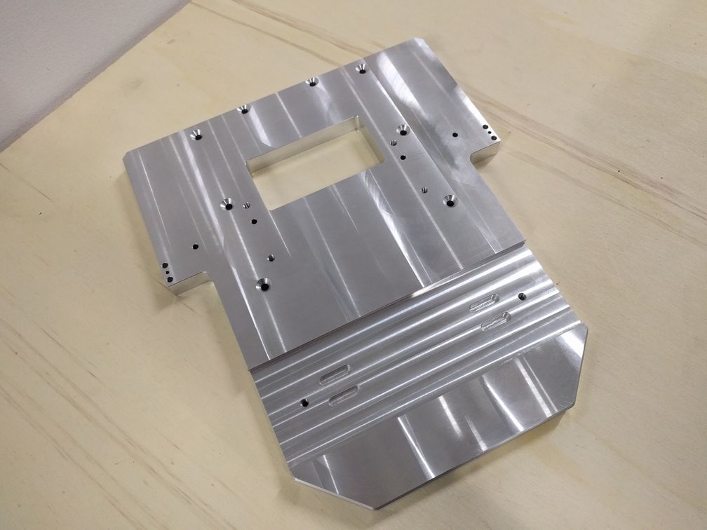 Aluminum parts production with CNC milling